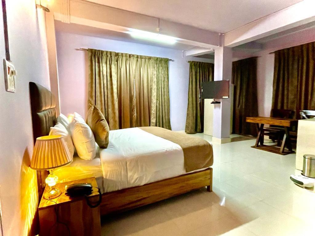 La Colline Resort Kohima Kültér fotó